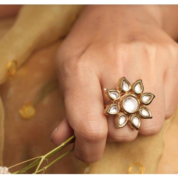 LOT OF THIRTEEN Tikka Ear Ring Necklace Bracelet Indian Etsy Mirraw GOLD PEACH - Picture 5 of 15